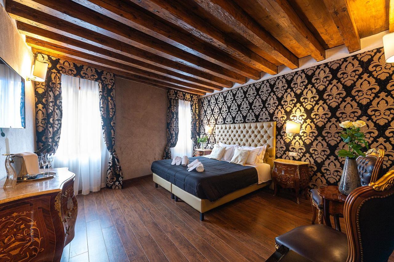 Domus Superior Hotel Венеция Екстериор снимка
