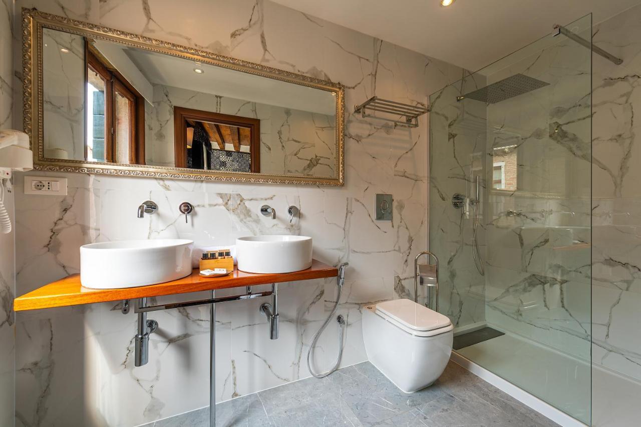 Domus Superior Hotel Венеция Екстериор снимка