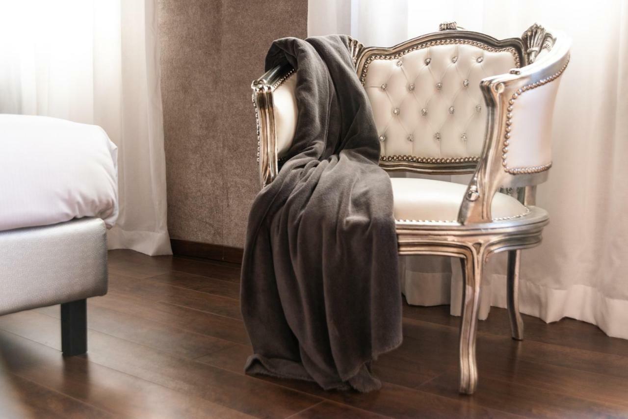 Domus Superior Hotel Венеция Екстериор снимка